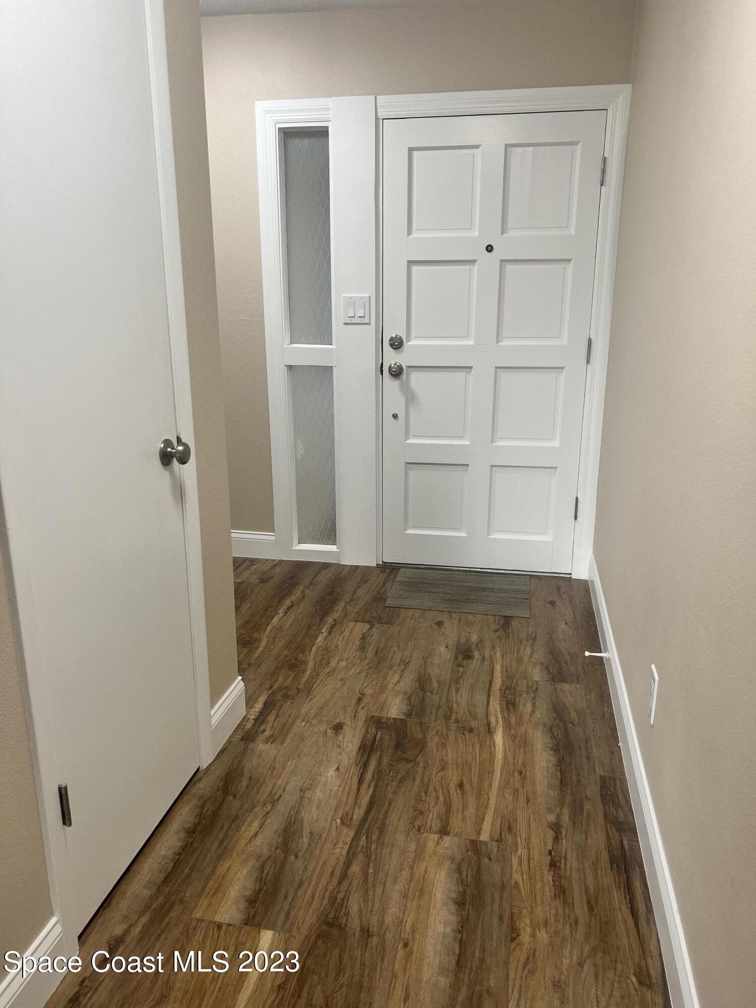 161 Augusta Way Melbourne, FL 32940 - Photo 26 of 26 an empty room with cabinet