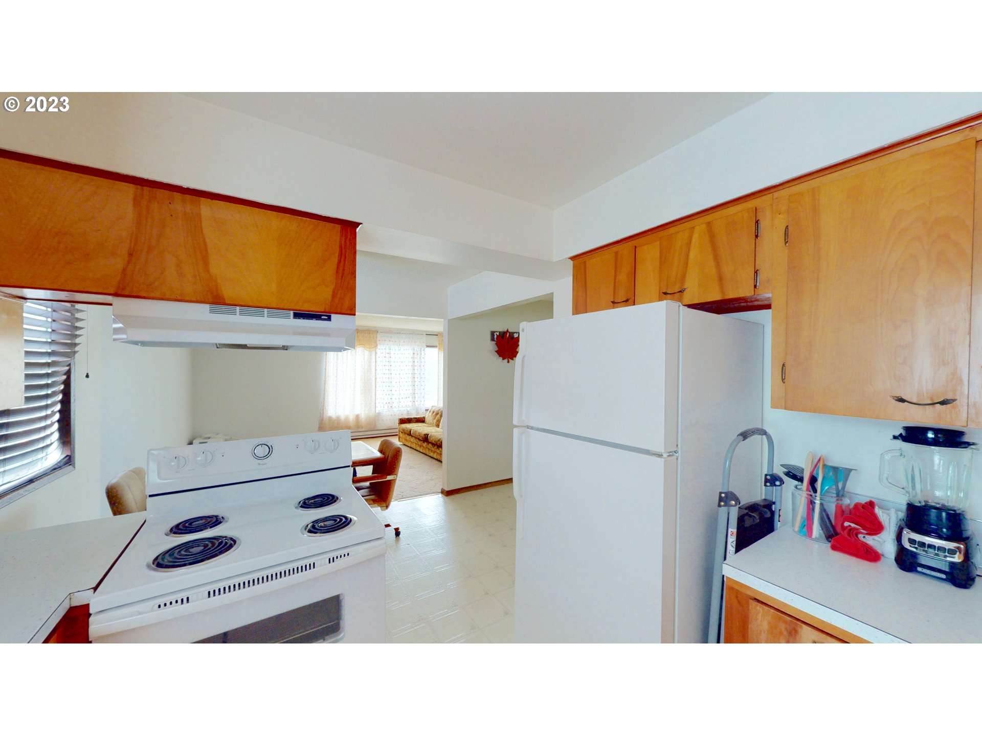 1233 Northeast Ridge Avenue Roseburg, OR 97470 - Photo 11 of 24