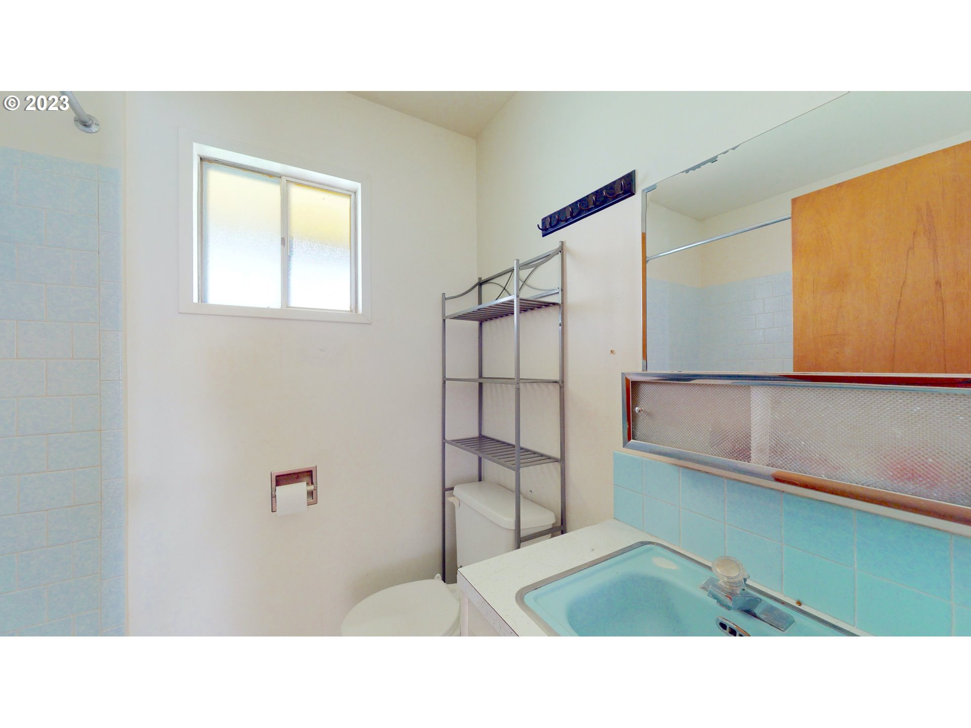 1233 Northeast Ridge Avenue Roseburg, OR 97470 - Photo 17 of 24