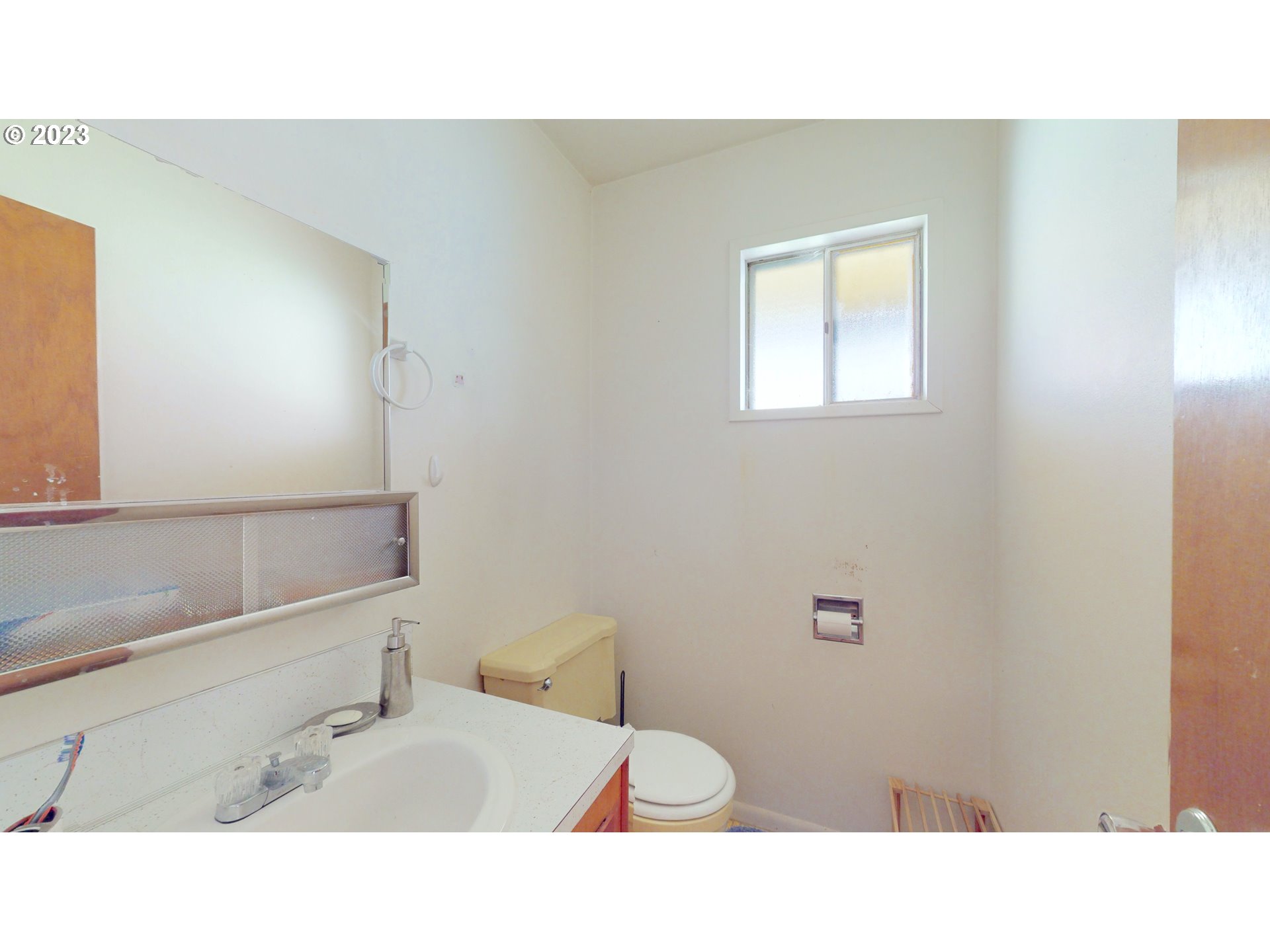 1233 Northeast Ridge Avenue Roseburg, OR 97470 - Photo 20 of 24