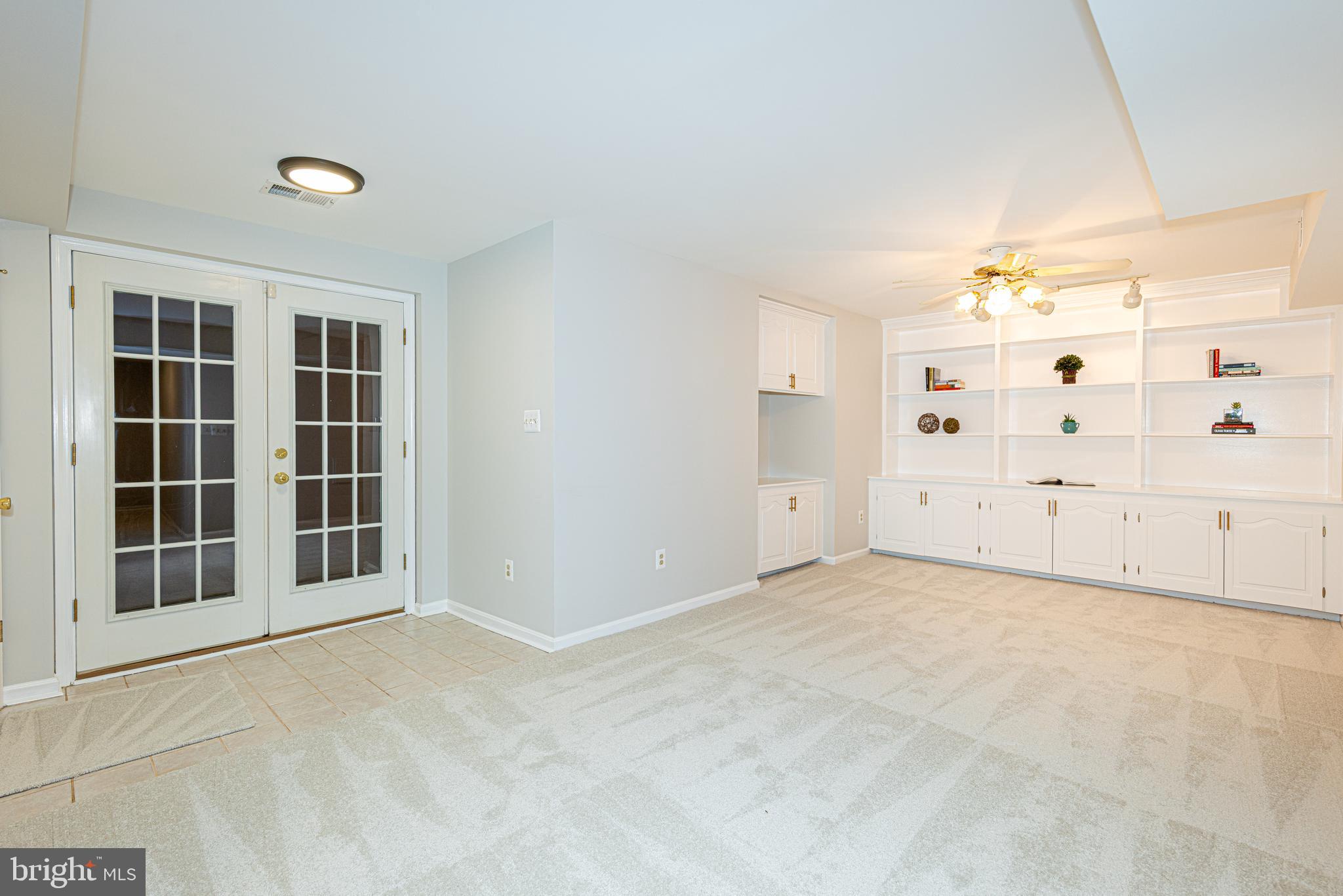 9596 Oakington Drive Fairfax Station, VA 22039 - Photo 35 of 52 a view of an empty room