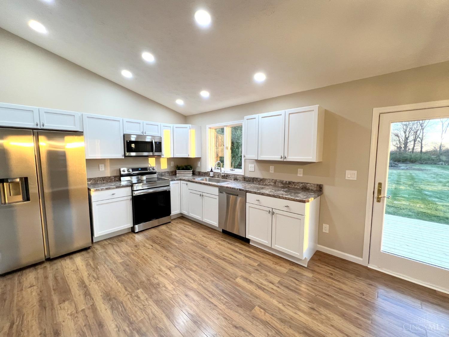 1845 Greenbrier Road Lebanon, OH 45036 - Photo 6 of 19 Gallery Image 6