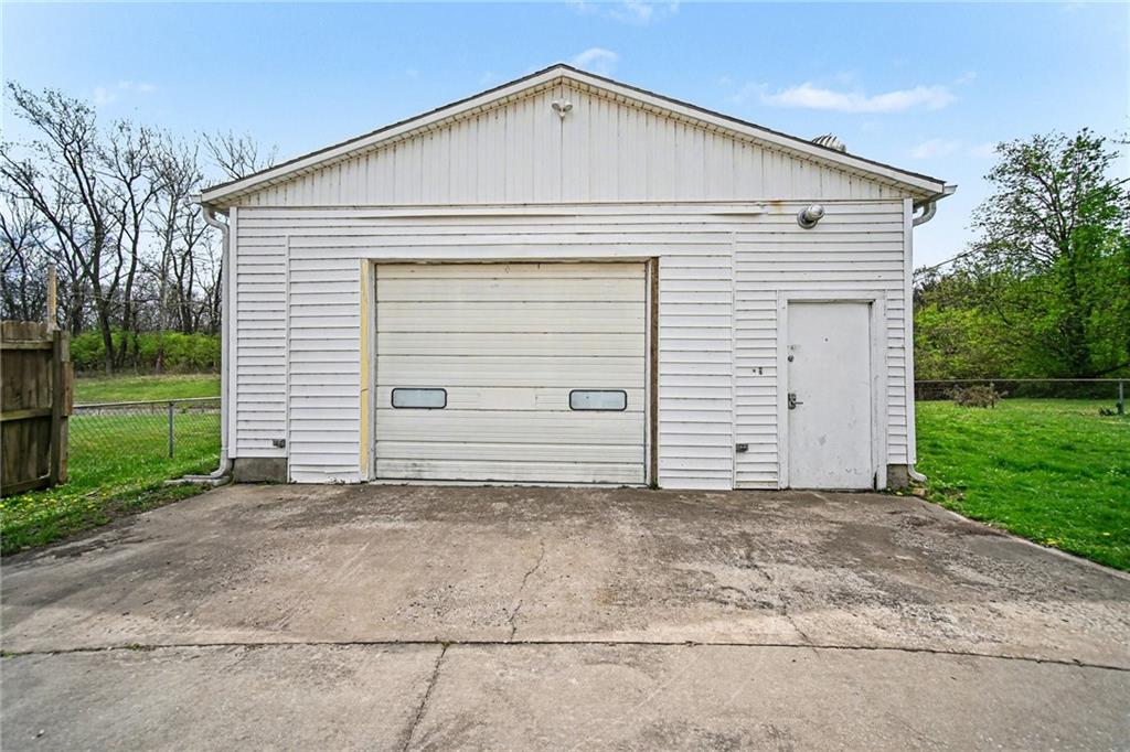 6403 120th Terrace Grandview, MO 64030 - Photo 43 of 53