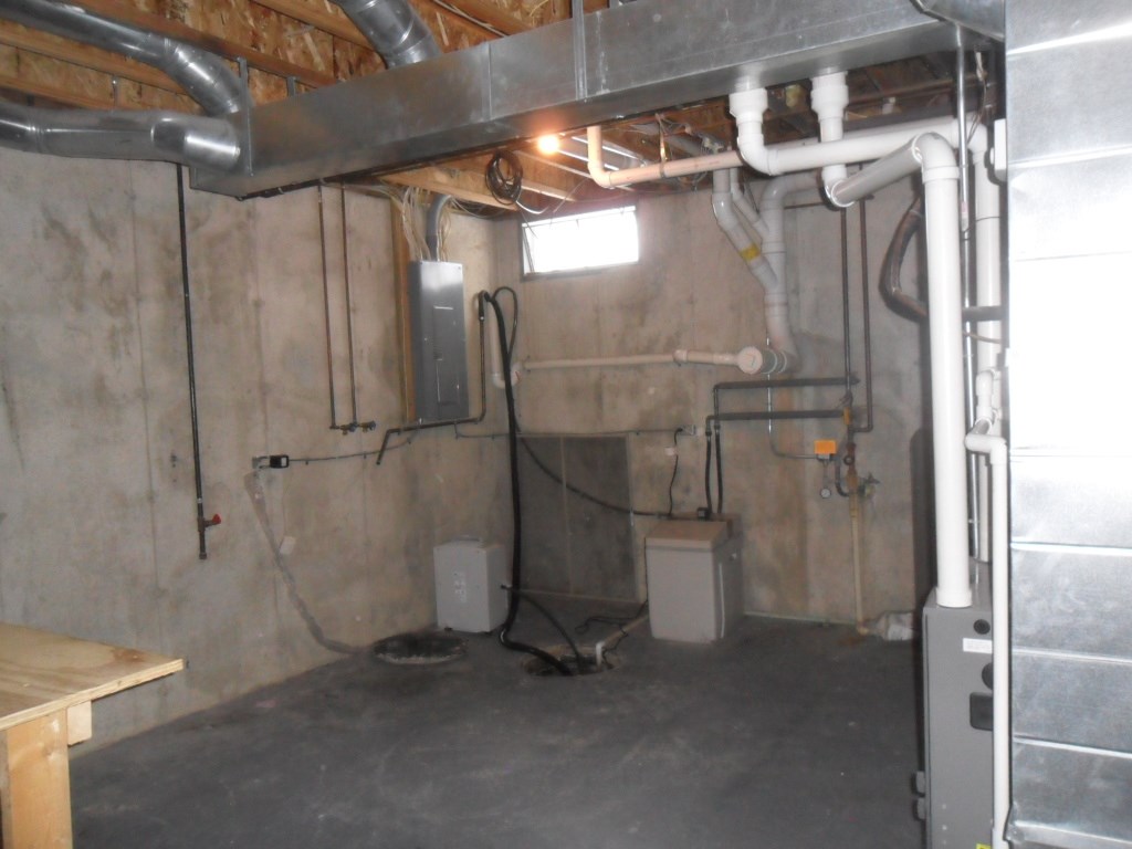 8694 South 33 Road Cadillac, MI 49601 - Photo 19 of 20 1829620-18.JPG