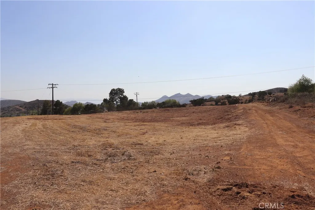 0 Hanawalt Road Santa Clarita, CA 91350 - Photo 9 of 18 a view of lake