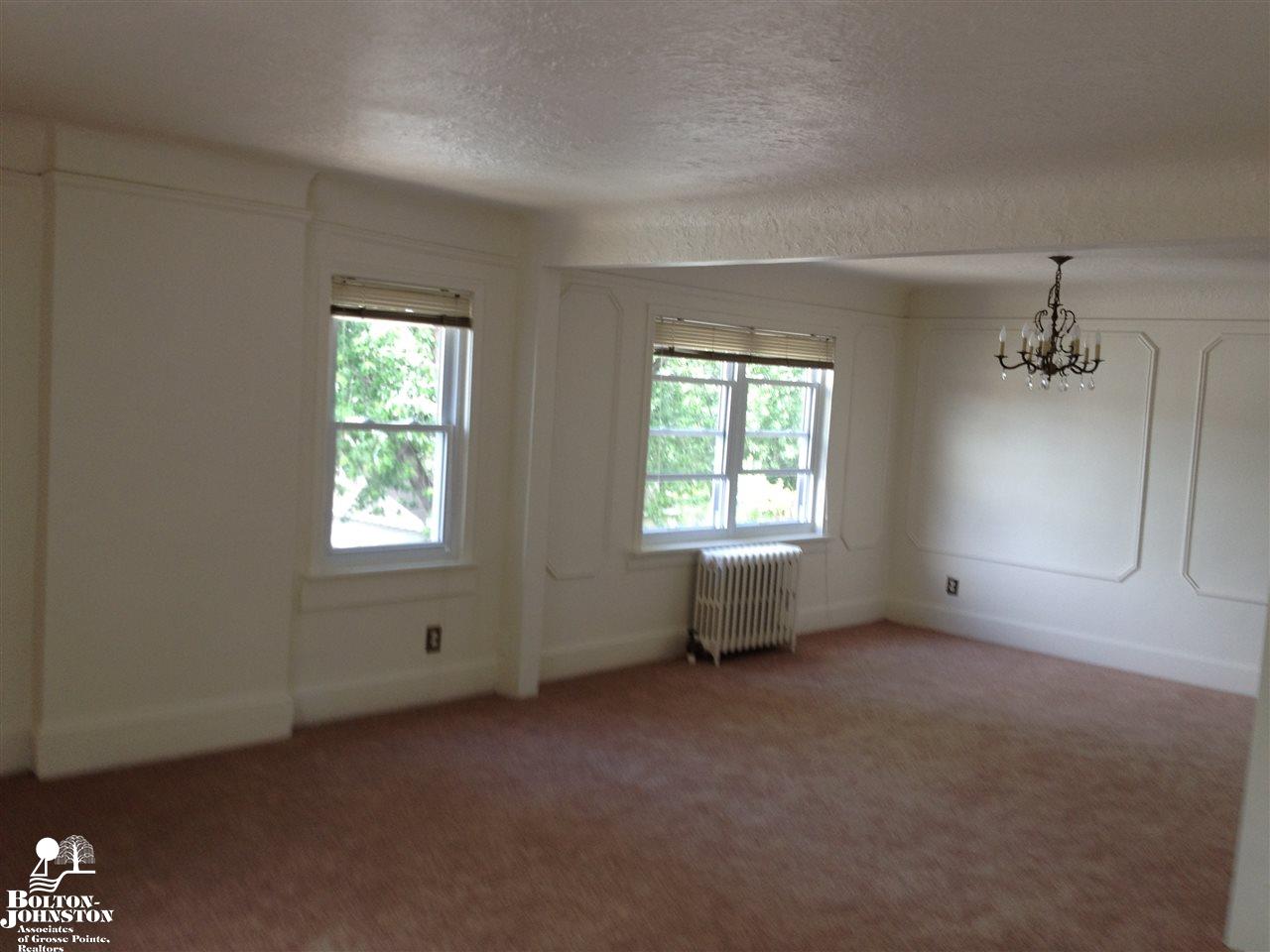 22707 Ridgeway Street, Unit UPPR St. Clair Shores, MI 48080 - Photo 2 of 11