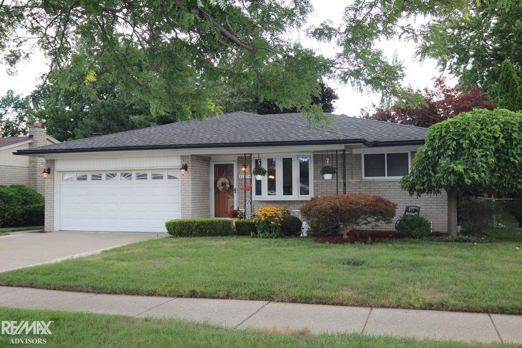 31274 Hayes Road Fraser, MI 48026 - Photo 1 of 23 50024725.JPG