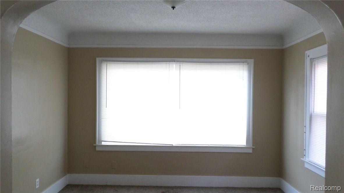 5511 Yorkshire Road Detroit, MI 48224 - Photo 13 of 38 2017-11-04 12.53