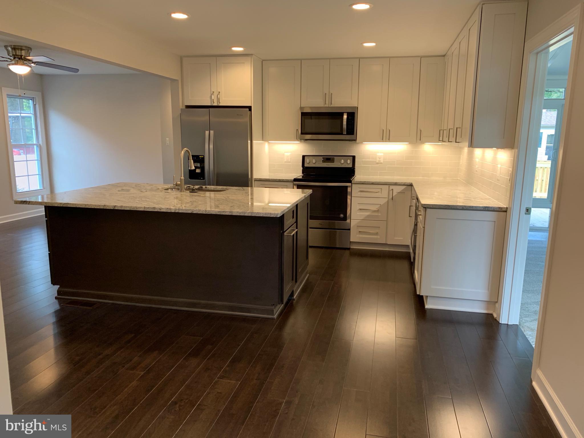 2313 Toddsbury Place Reston, VA 20191 - Photo 5 of 24 Kitchen
