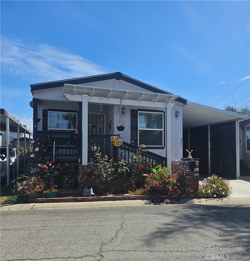 10001 West Frontage Road, Unit 211 South Gate, CA 90280 - Photo 2 of 30 Gallery Image 2