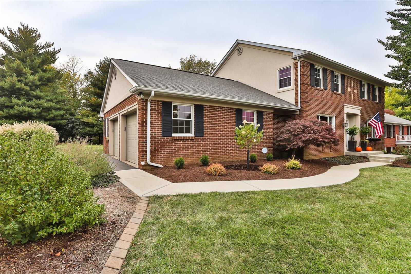 10 Red Fox Road Belleville, IL 62223 - Photo 2 of 53 Gallery Image 2