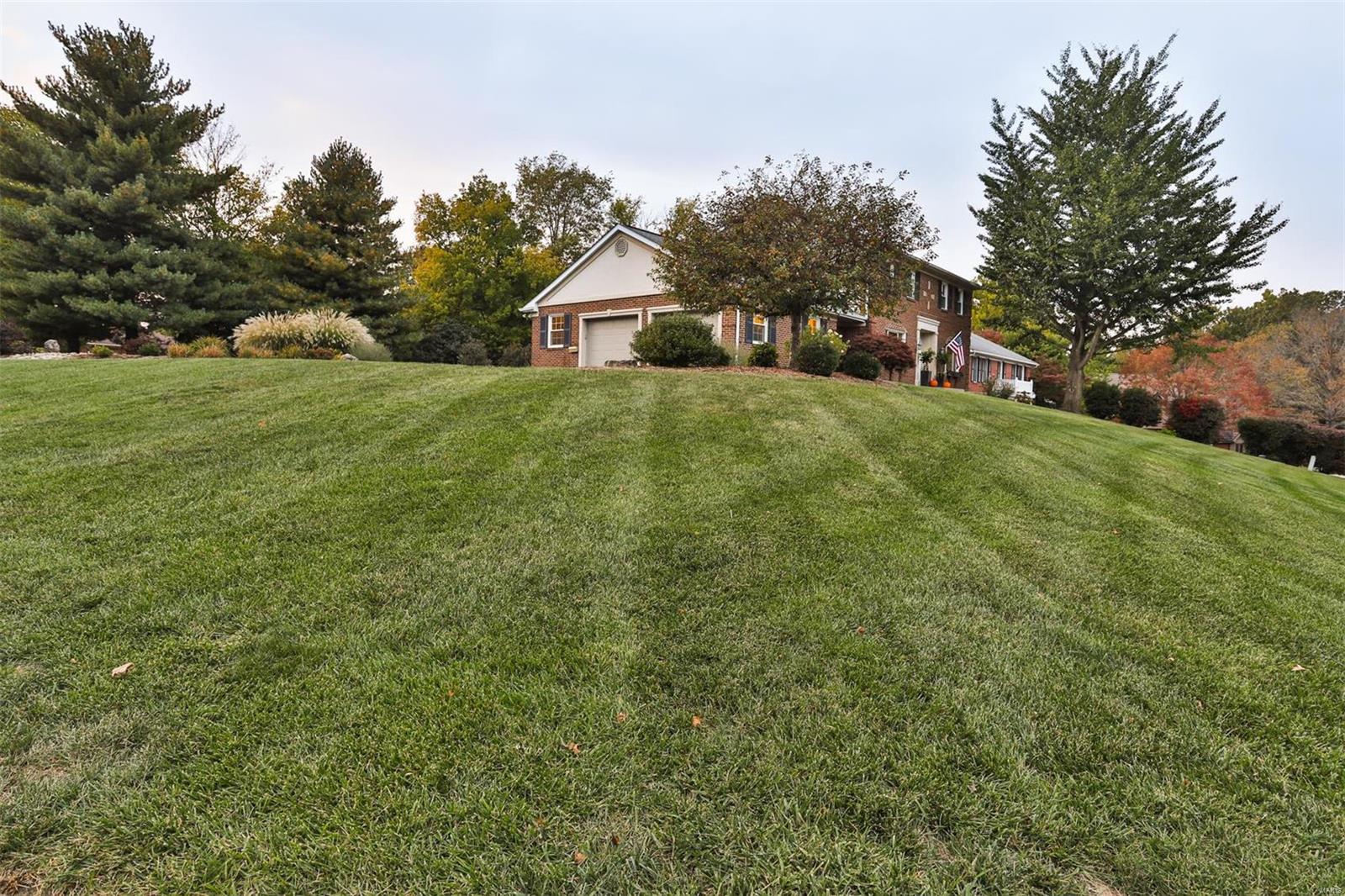 10 Red Fox Road Belleville, IL 62223 - Photo 3 of 53 Gallery Image 3