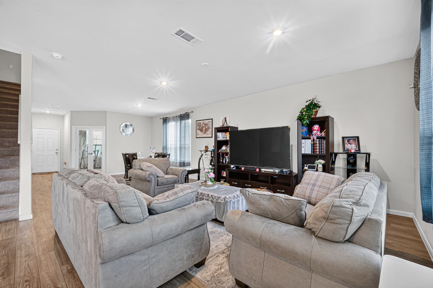 6903 Hobby Wind Ridge Drive Houston, TX 77075 - Photo 8 of 34