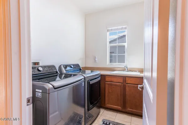 $885,000 | 20413 Janzer Court, Santa Clarita, CA 91350
