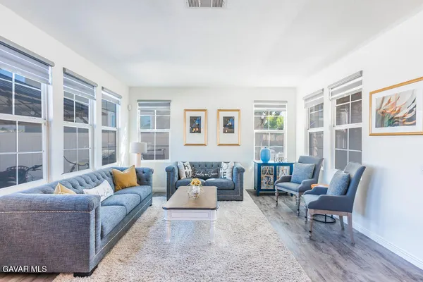 $885,000 | 20413 Janzer Court, Santa Clarita, CA 91350