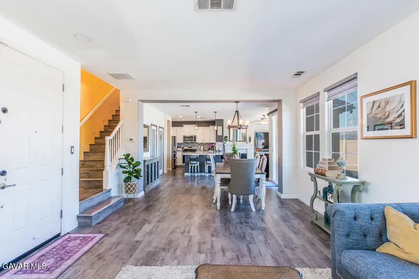 $885,000 | 20413 Janzer Court, Santa Clarita, CA 91350
