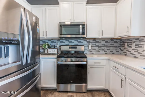 $885,000 | 20413 Janzer Court, Santa Clarita, CA 91350