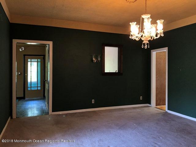 735 Hyson Road Jackson, NJ 08527 - Photo 7 of 29 IMG_0545