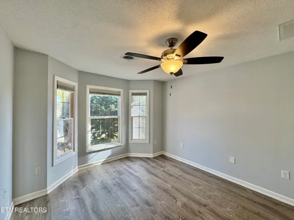 $2,200 | 101 Pinewood Drive, Lenoir City, TN 37771