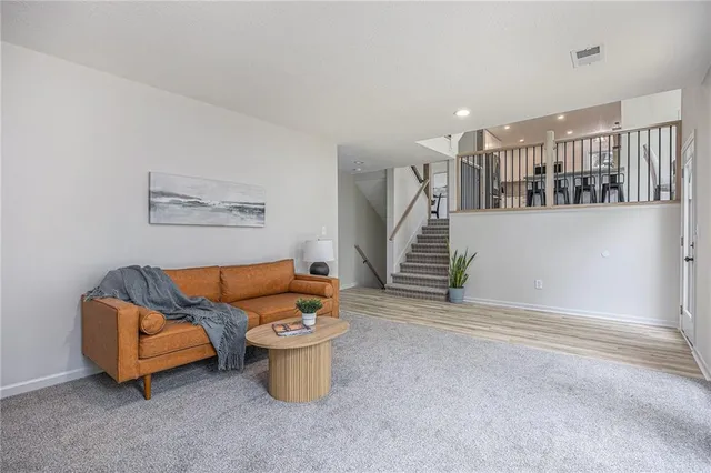 $525,000 | 1345 Northeast Foxwood Drive, Lee's Summit, MO 64086