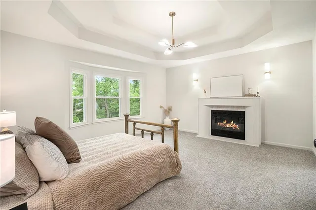 $525,000 | 1345 Northeast Foxwood Drive, Lee's Summit, MO 64086