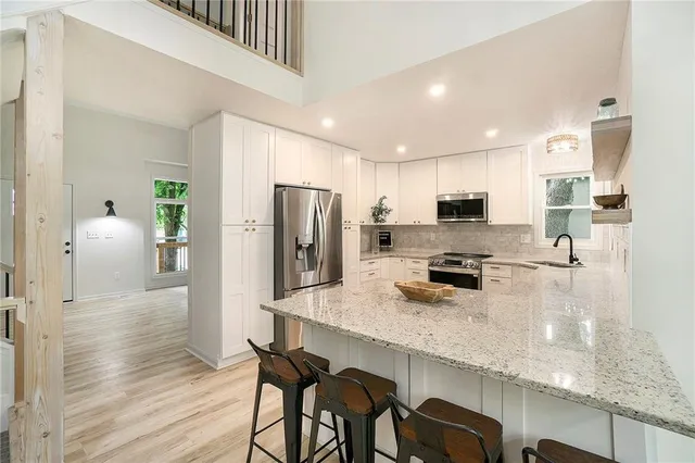 $525,000 | 1345 Northeast Foxwood Drive, Lee's Summit, MO 64086