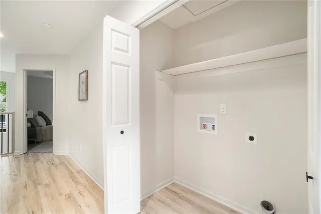 $525,000 | 1345 Northeast Foxwood Drive, Lee's Summit, MO 64086