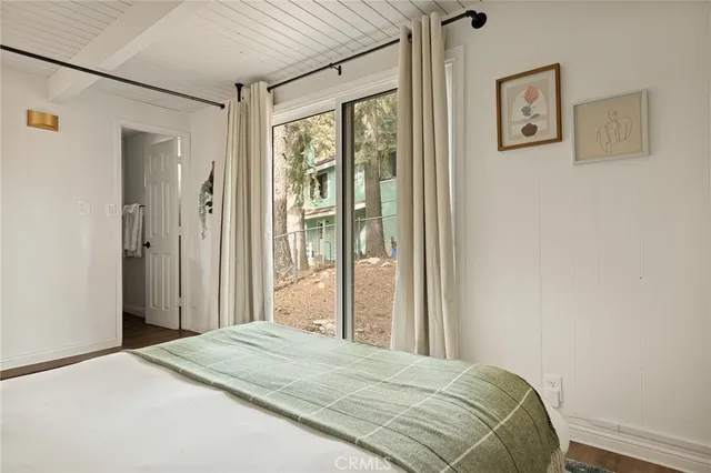 $385,000 | 31442 Ocean View Drive, Running Springs, CA 92382