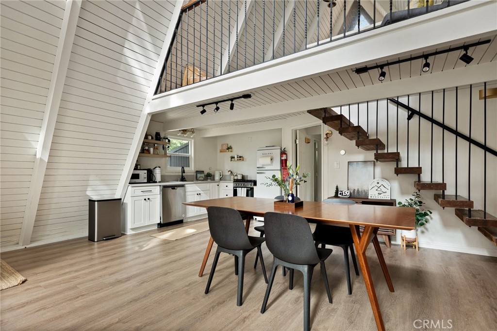 31442 Ocean View Drive Running Springs, CA 92382 - Photo 7 of 26