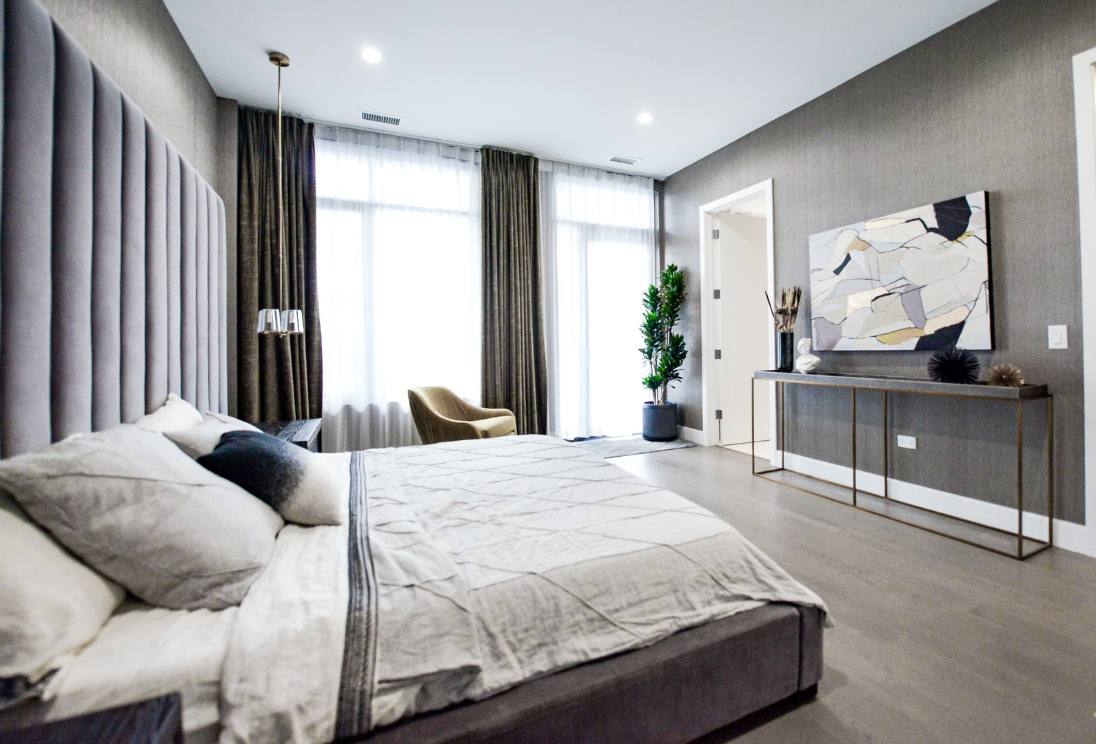 28 North Carpenter Street, Unit 2N Chicago, IL 60607 - Photo 23 of 30 a bedroom with a bed and window