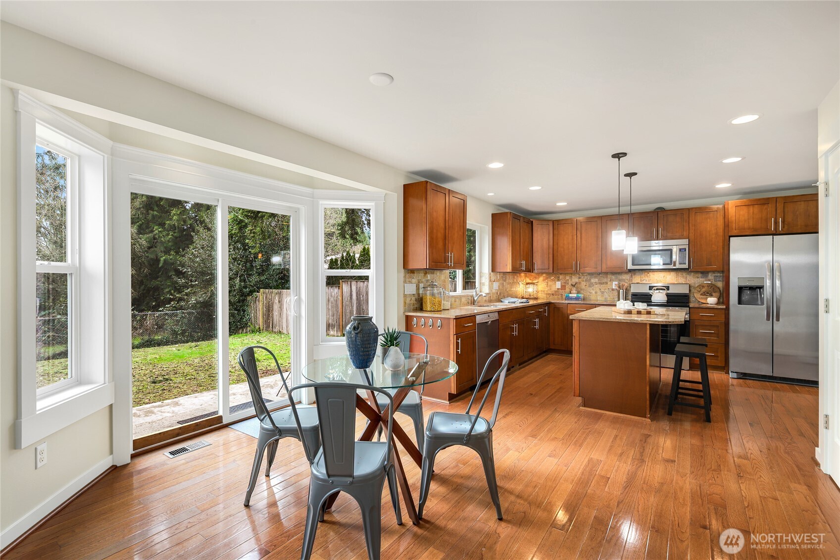 215 Southwest 144th Street Burien, WA 98166 - Photo 10 of 30