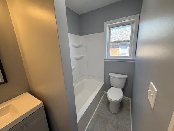 $2,750 | 21 B Washburn Street, Unit B, Worcester, MA 01610