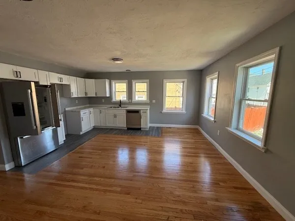 $2,750 | 21 B Washburn Street, Unit B, Worcester, MA 01610