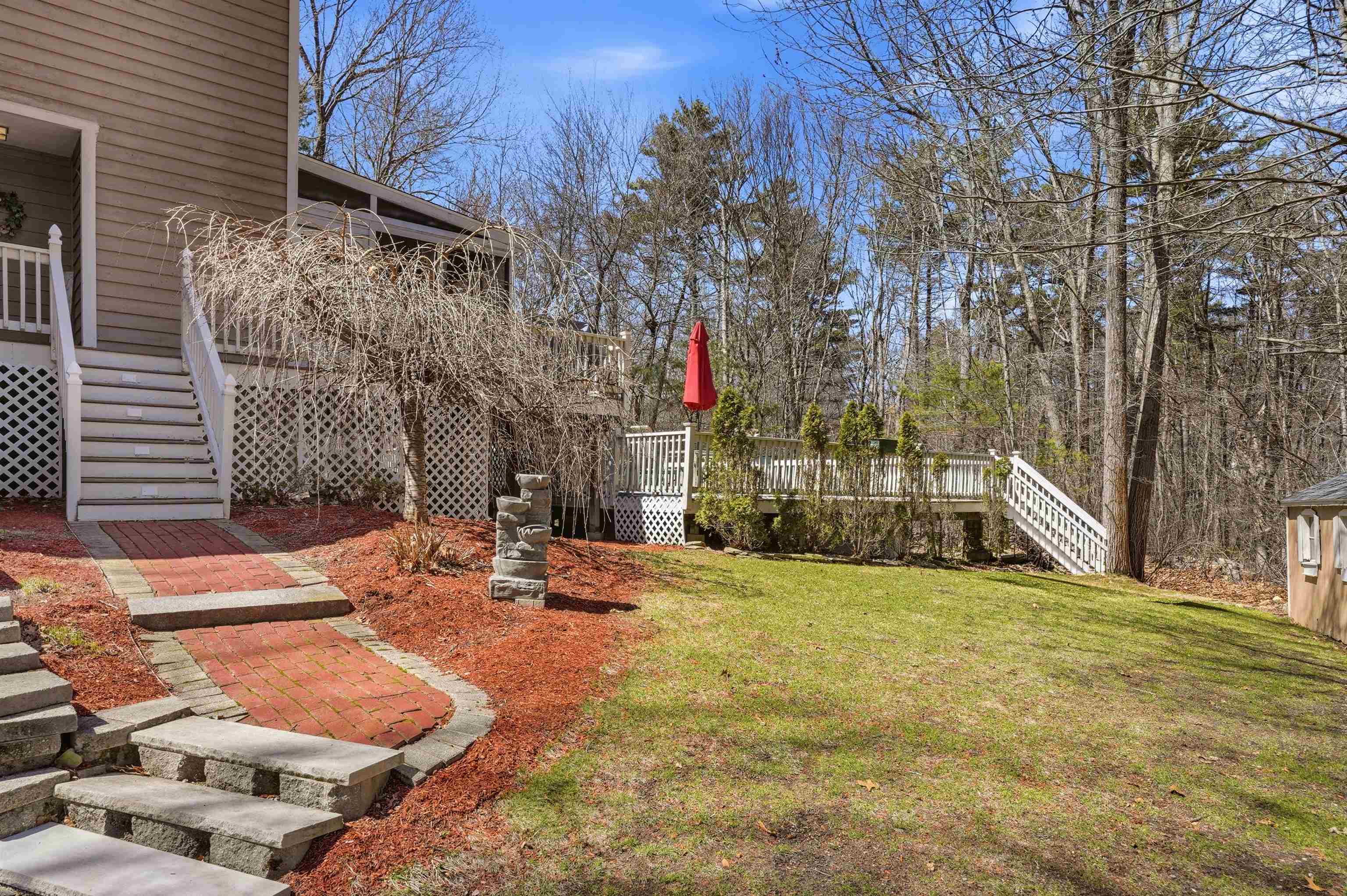 10 Hunter Drive Derry, NH 03038 - Photo 46 of 55