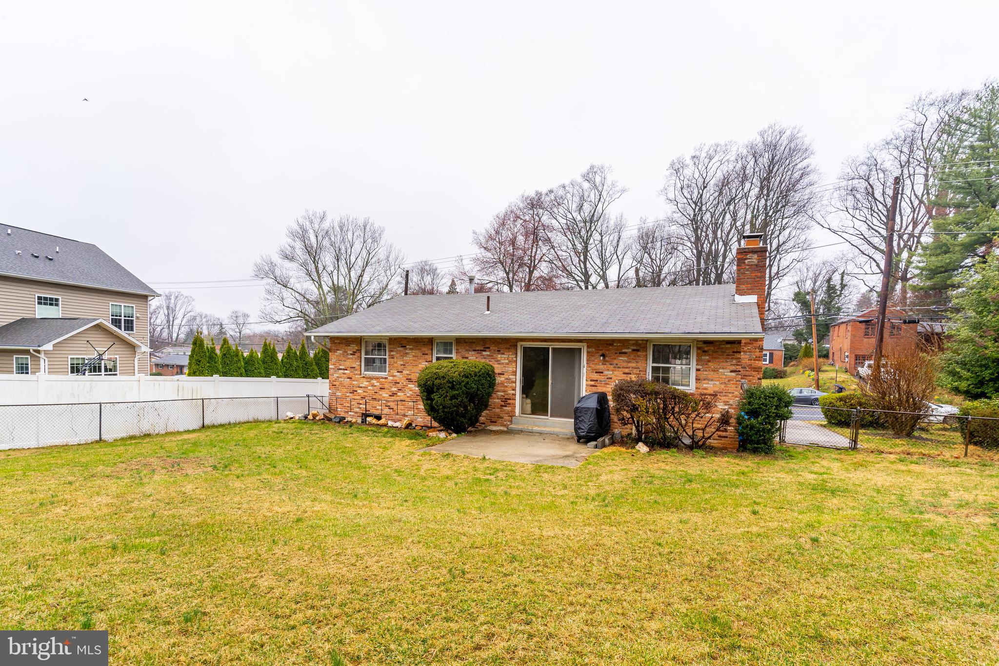 11407 Newport Mill Road Silver Spring, MD 20902 - Photo 26 of 26 Patio