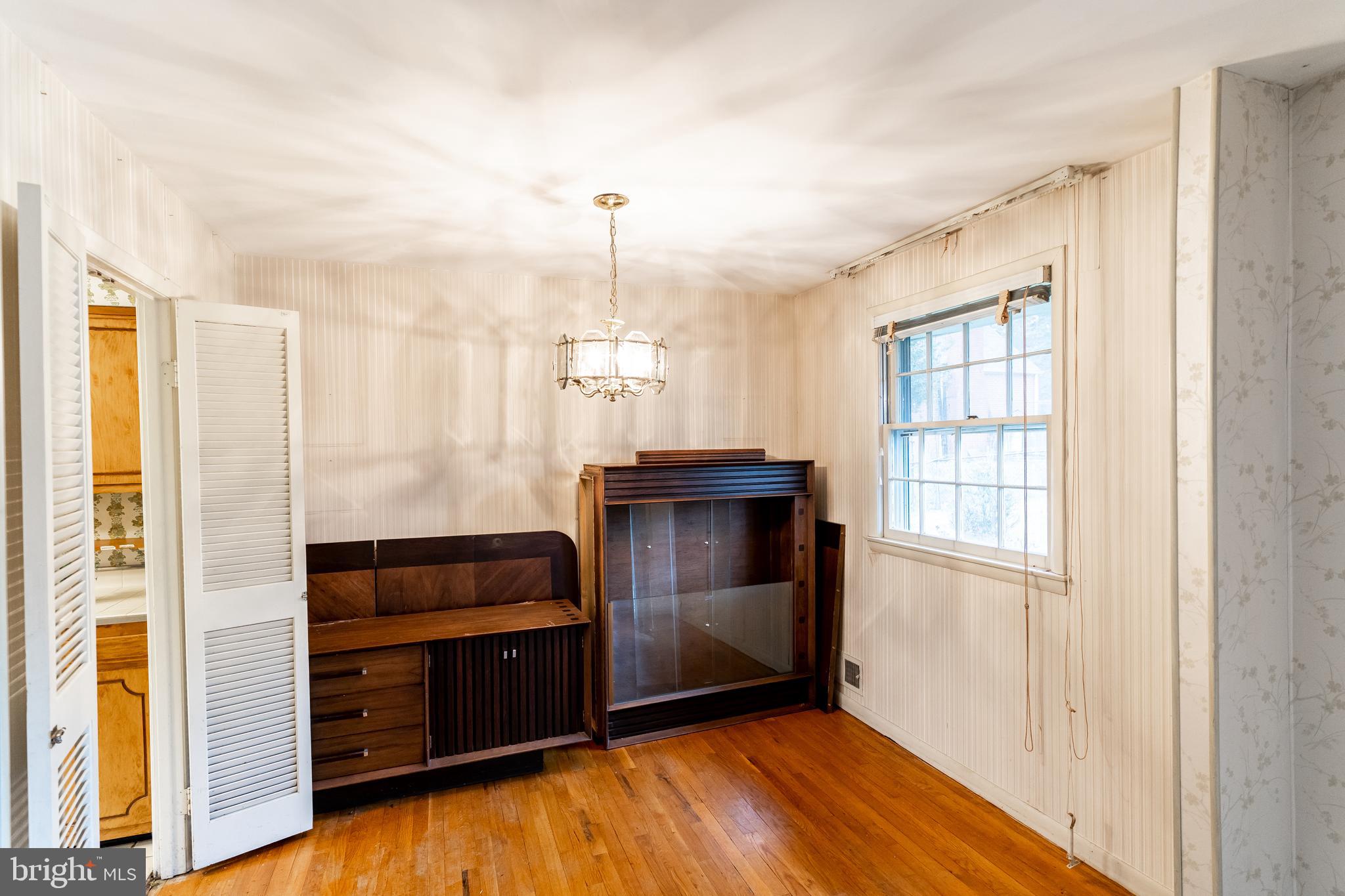11407 Newport Mill Road Silver Spring, MD 20902 - Photo 6 of 26 Dining Room