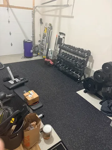 $3,000 | 10 Dora Drive, Unit B, Taunton, MA 02780