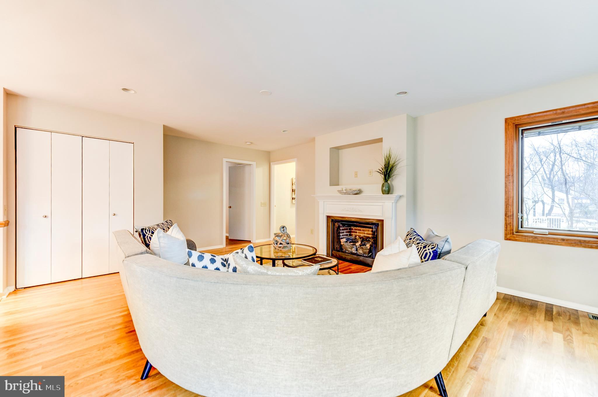 8607 Bells Mill Road Potomac, MD 20854 - Photo 12 of 41