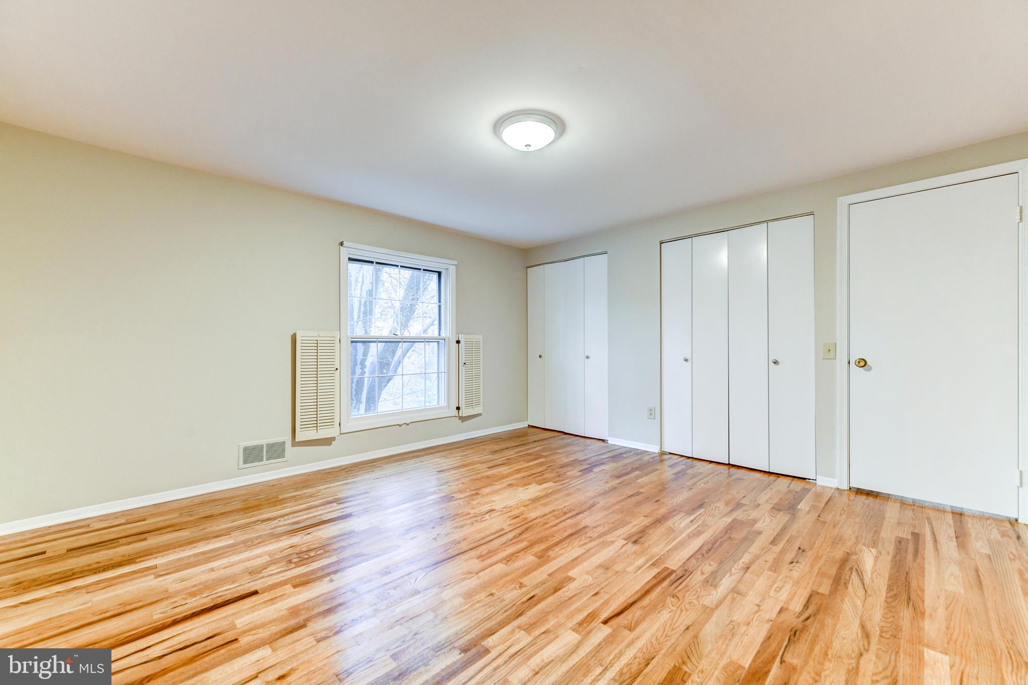 8607 Bells Mill Road Potomac, MD 20854 - Photo 28 of 41 bedroom2