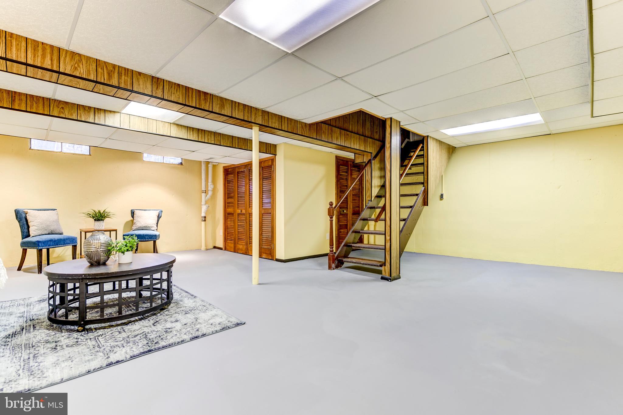 8607 Bells Mill Road Potomac, MD 20854 - Photo 38 of 41