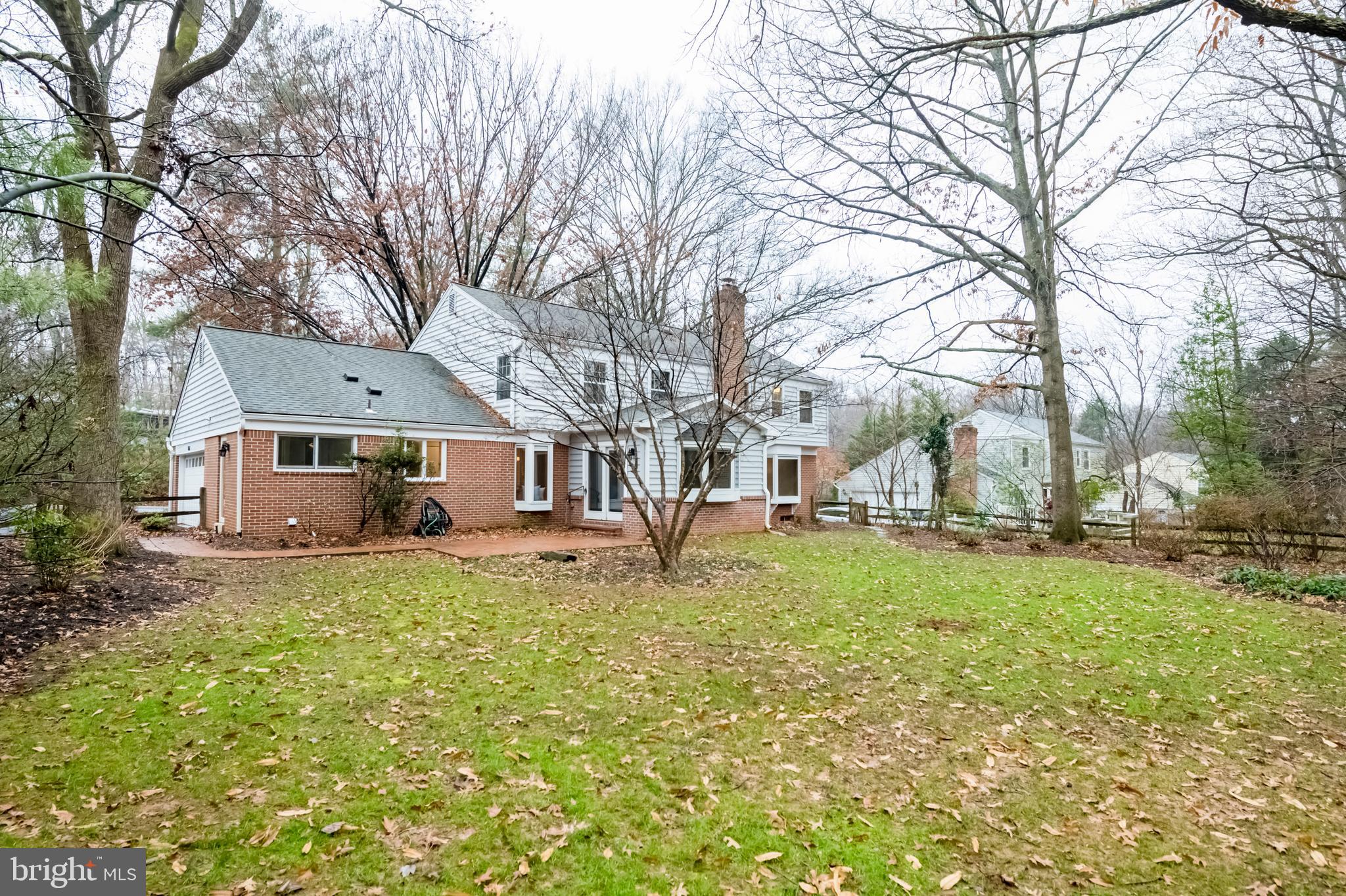 8607 Bells Mill Road Potomac, MD 20854 - Photo 39 of 41