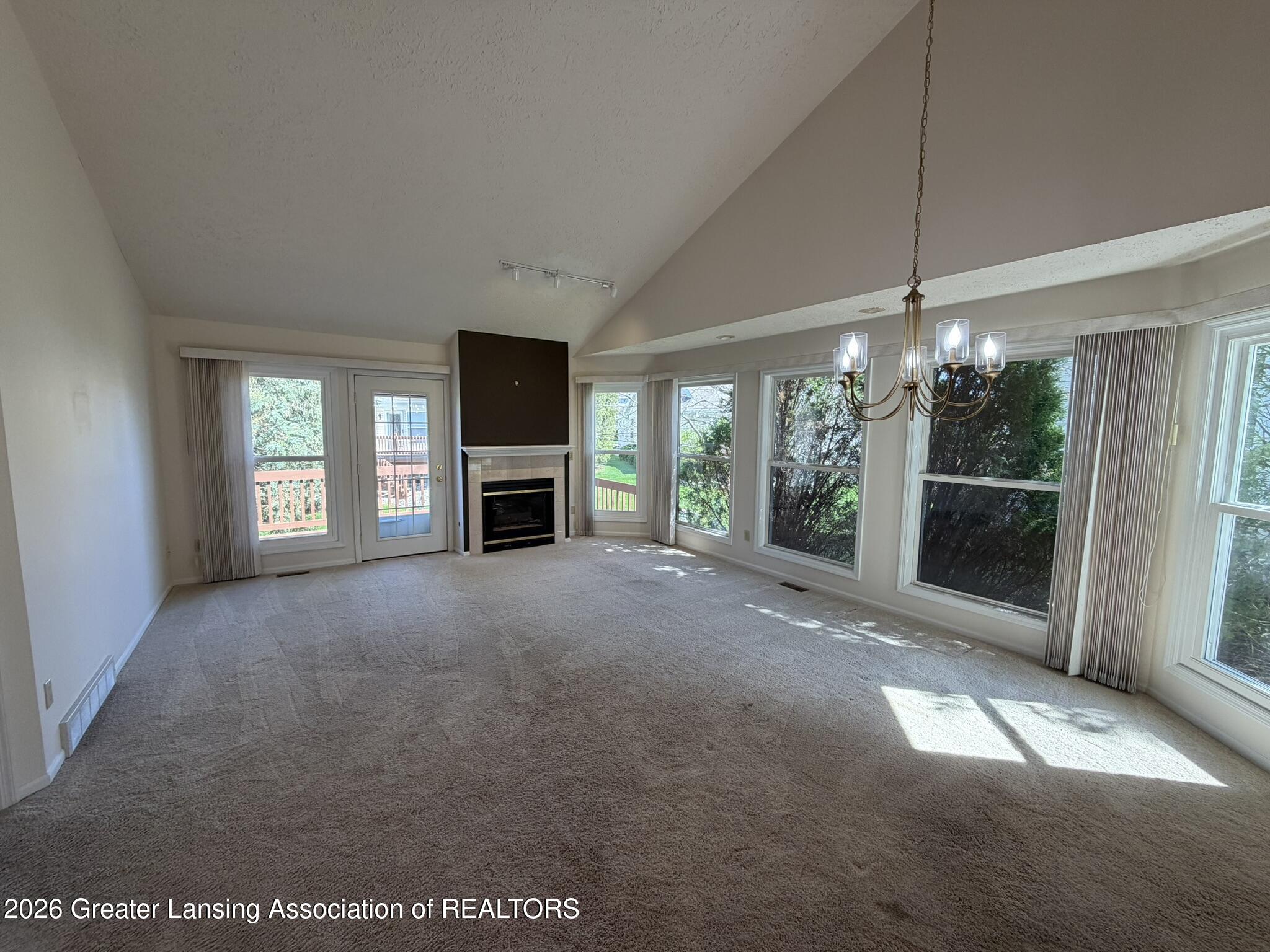 2415 North Aurelius Road, Unit 3 Holt, MI 48842 - Photo 9 of 25 IMG_0700