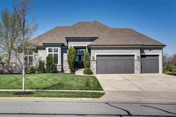 $975,000 | 15120 Carter Street, Overland Park, KS 66221