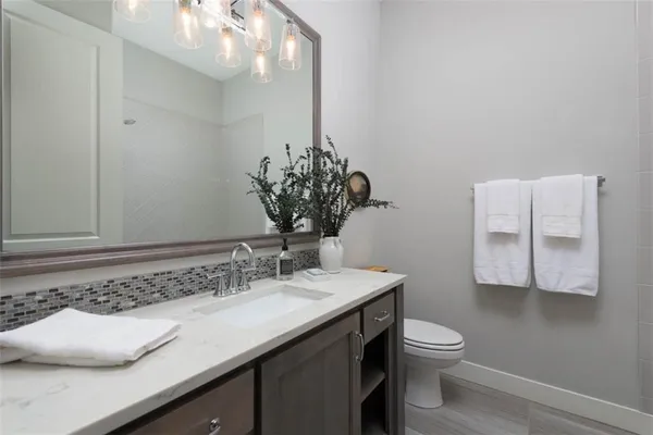 $975,000 | 15120 Carter Street, Overland Park, KS 66221