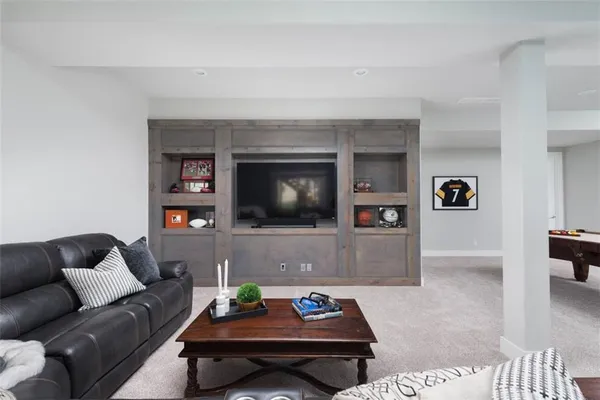 $975,000 | 15120 Carter Street, Overland Park, KS 66221