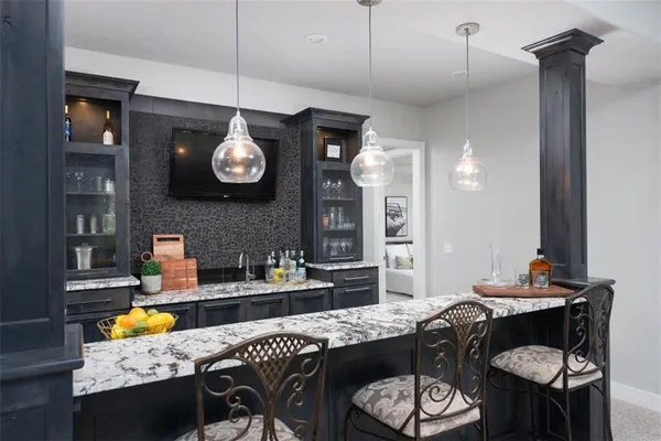 $975,000 | 15120 Carter Street, Overland Park, KS 66221