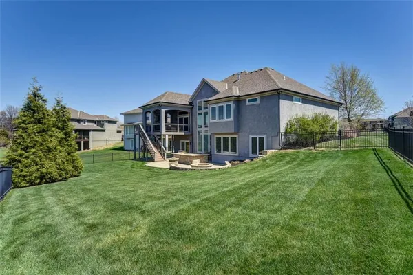 $975,000 | 15120 Carter Street, Overland Park, KS 66221