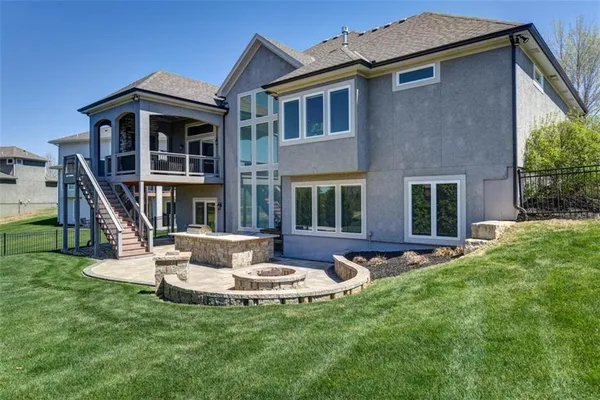 $975,000 | 15120 Carter Street, Overland Park, KS 66221