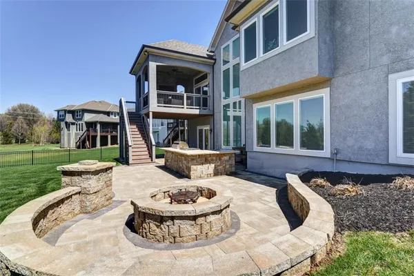 $975,000 | 15120 Carter Street, Overland Park, KS 66221