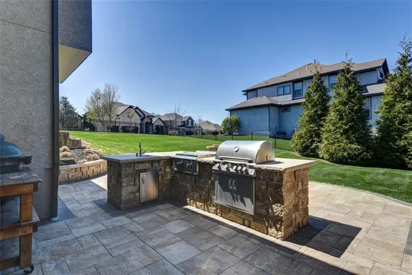 $975,000 | 15120 Carter Street, Overland Park, KS 66221